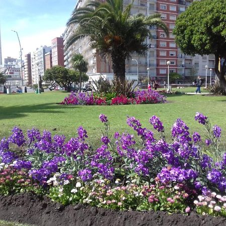 Departamento En Plaza Colon, 200 Mts De La Playa Apartment Mar del Plata Exterior photo